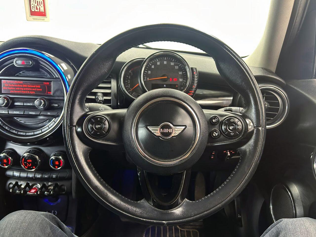 Mini Hatch view 18