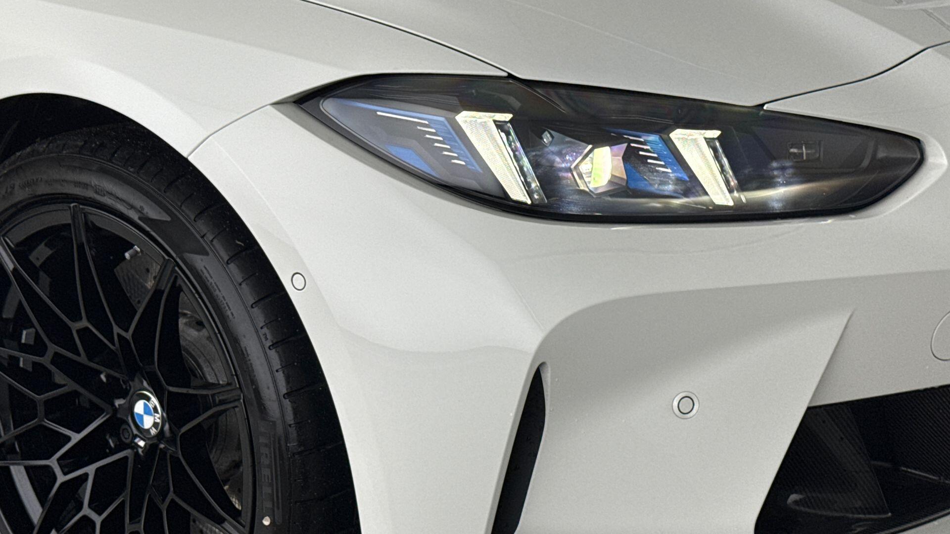 BMW M4 view 23