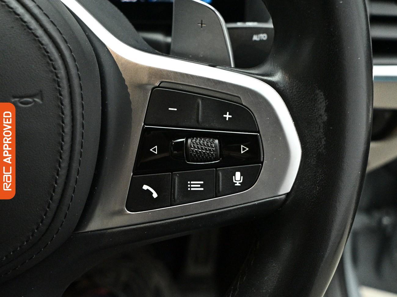 BMW 3 Series view 23