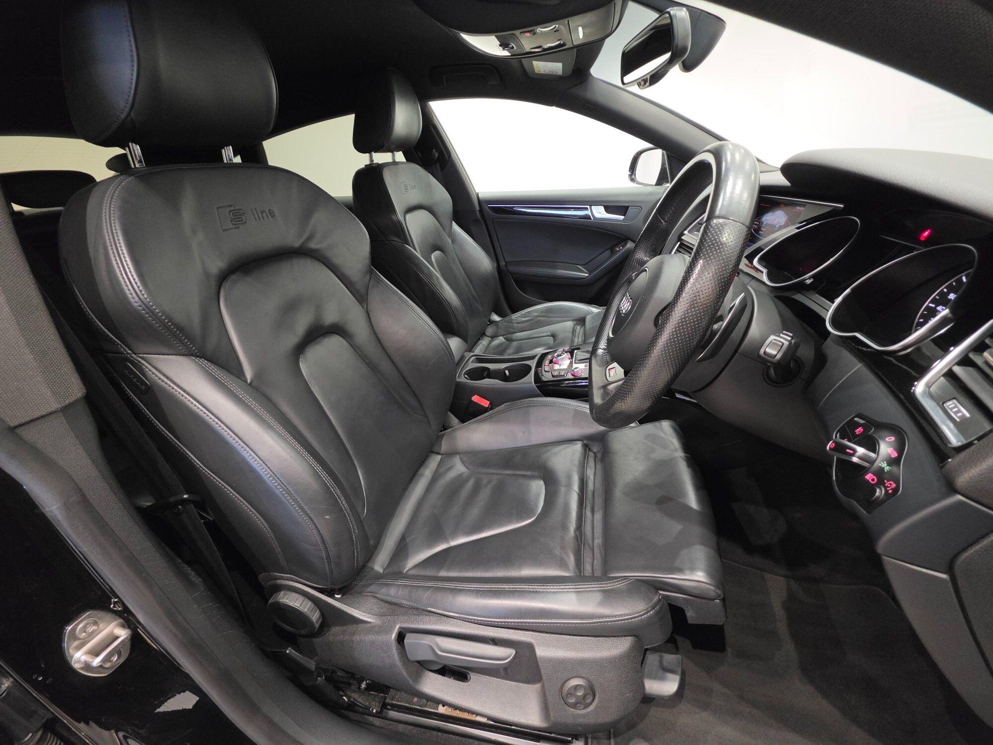 Audi A5 view 25