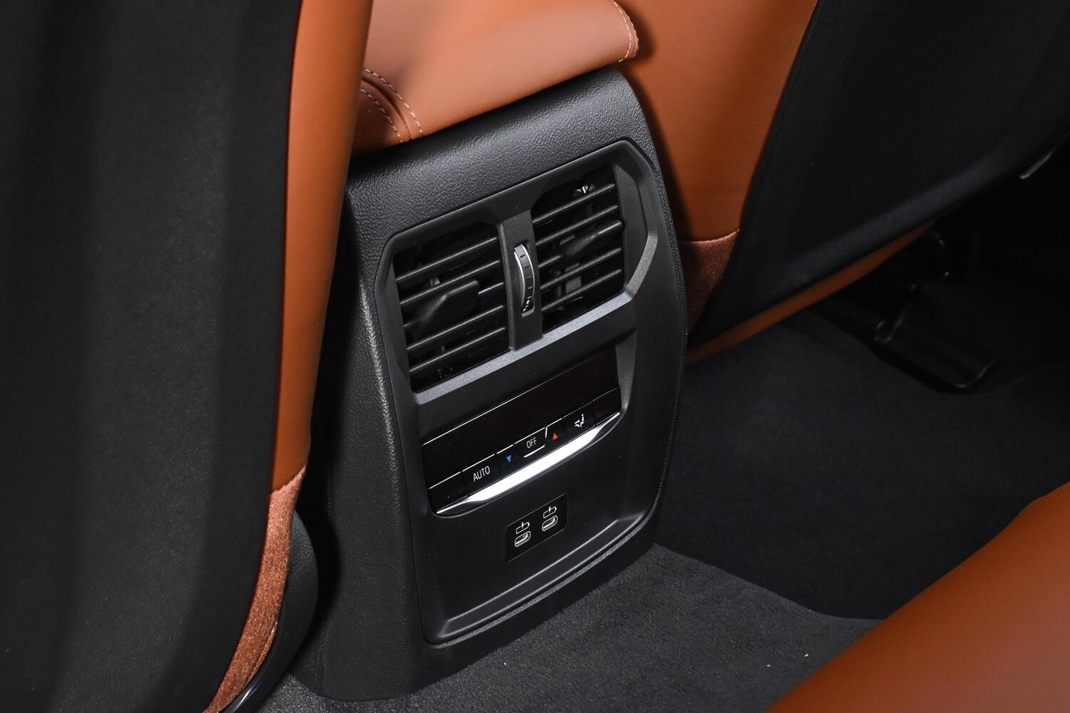 BMW I4 view 37