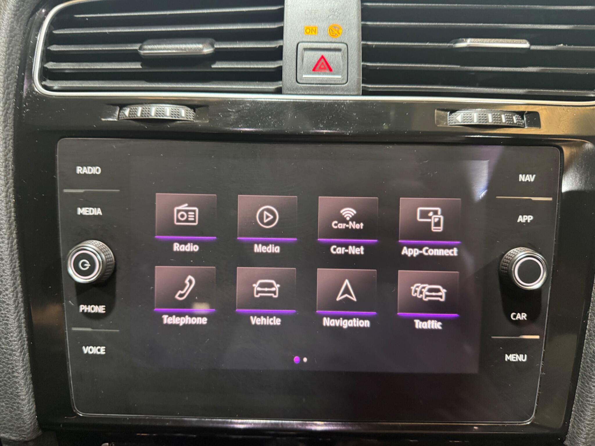 Volkswagen Golf view 49