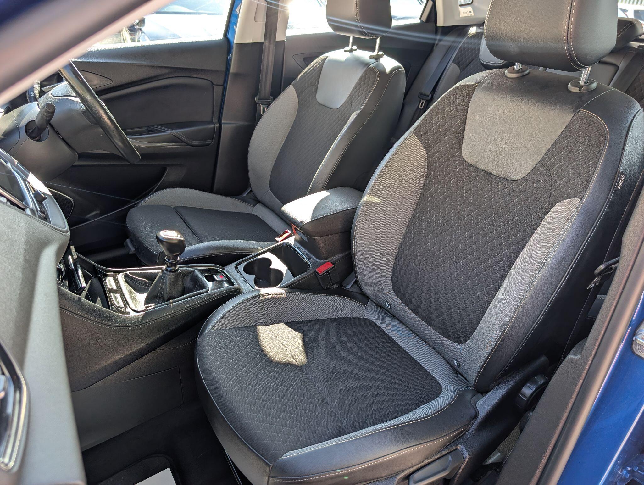 Vauxhall Grandland X view 19