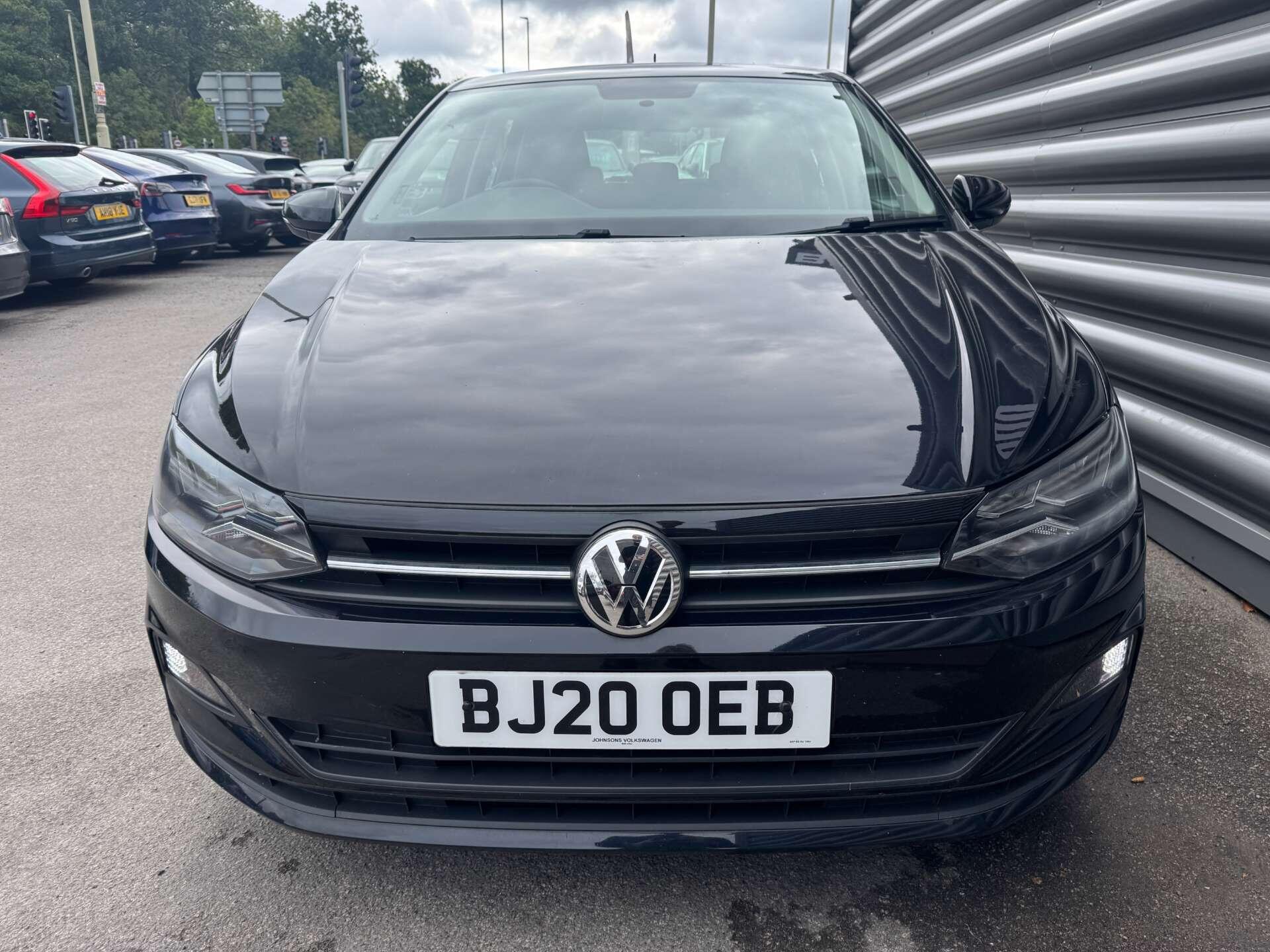 Volkswagen Polo view 8