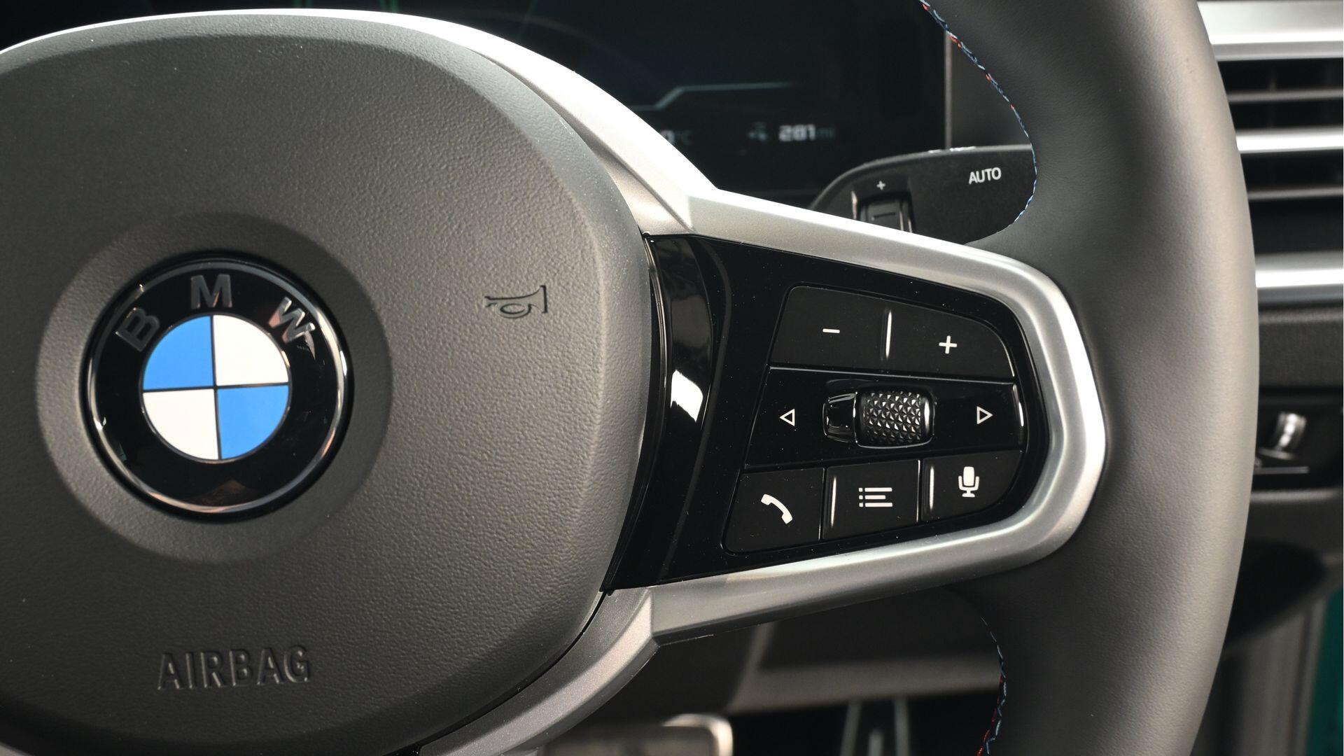 BMW I4 view 18