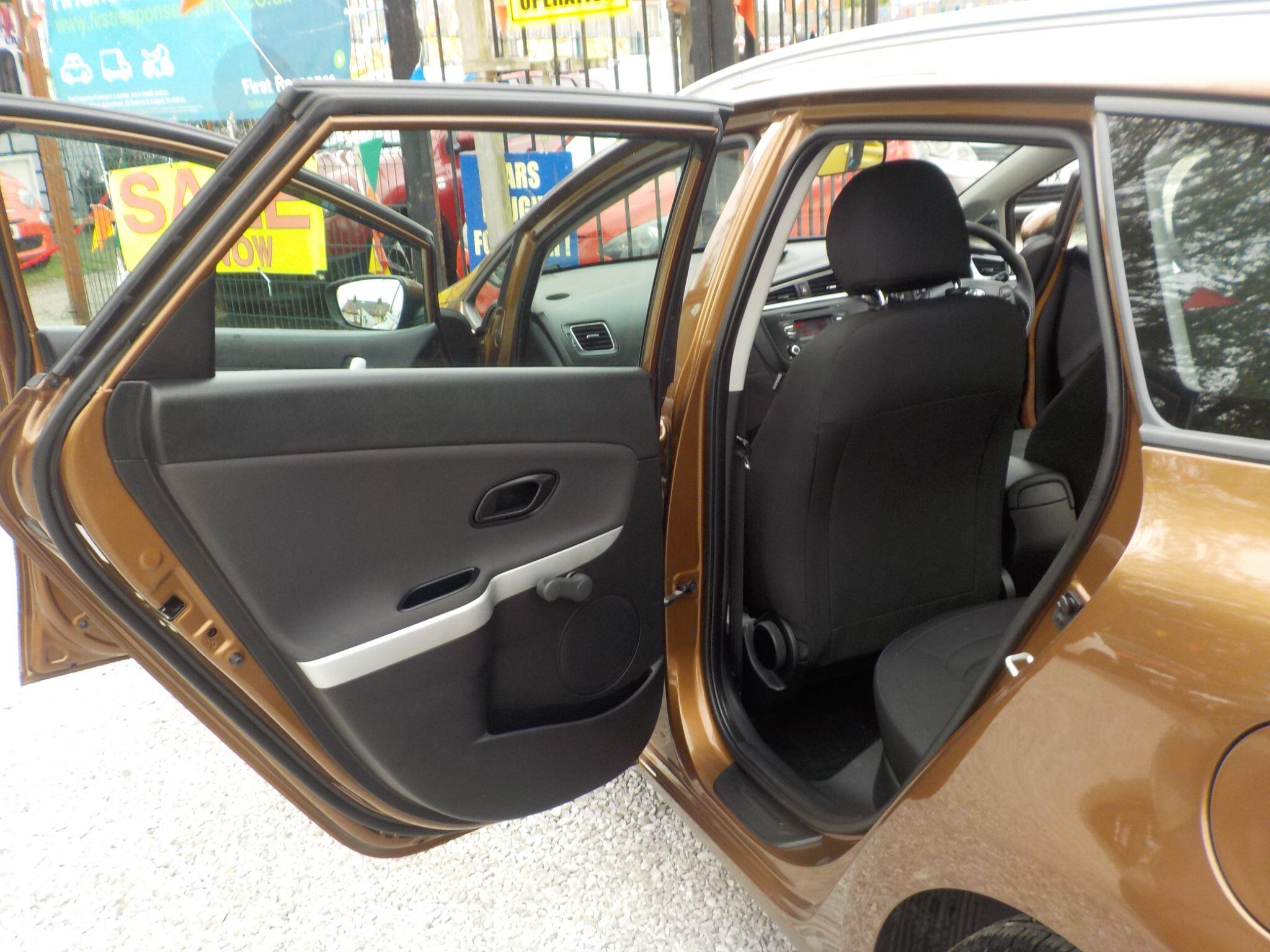 Kia Ceed 1.6 CRDi 1 Sportswagon Euro 6 (s/s) 5dr