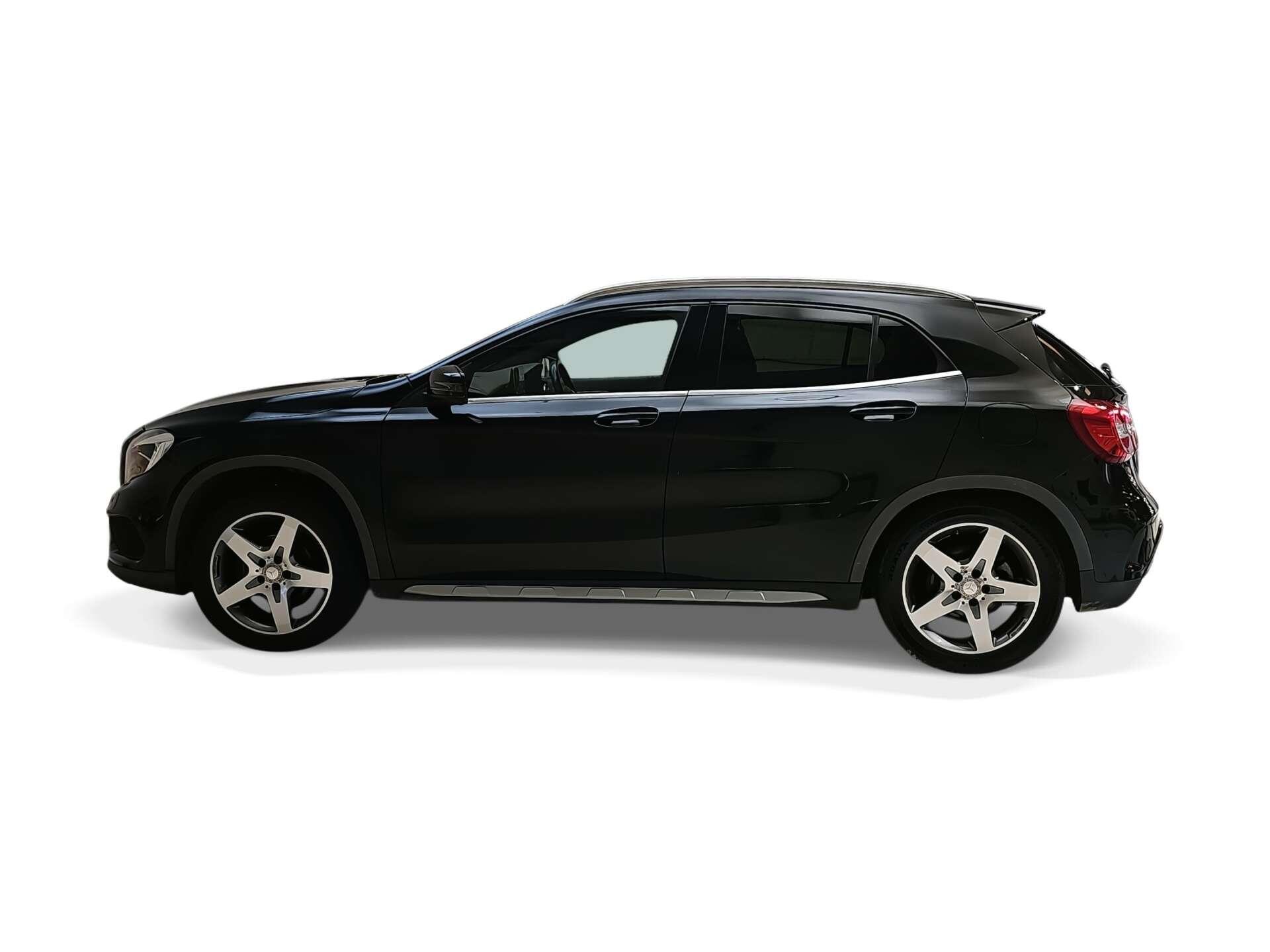 Mercedes-Benz Gla view 6