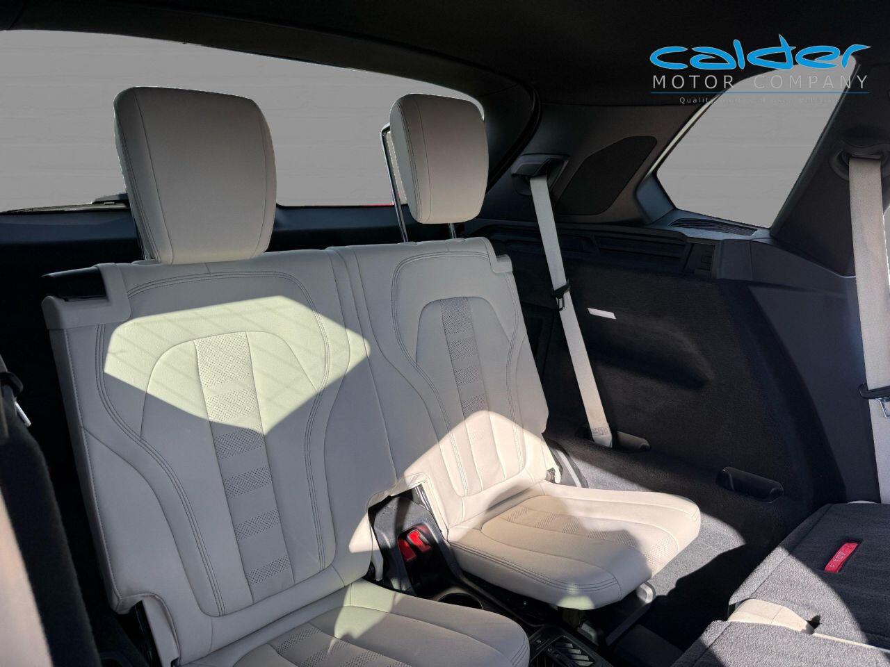 BMW X5 view 20