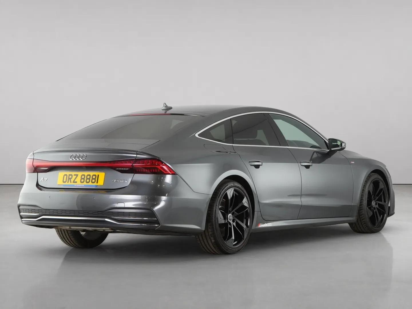 Audi A7 view 12