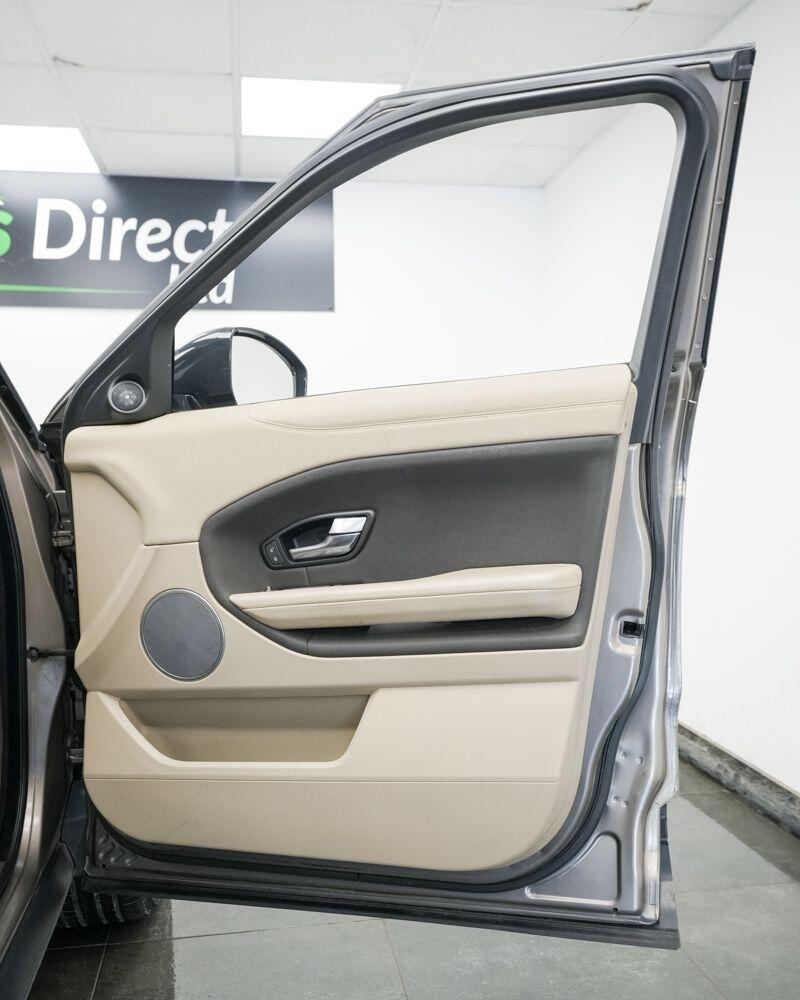 Land Rover Range Rover Evoque view 14