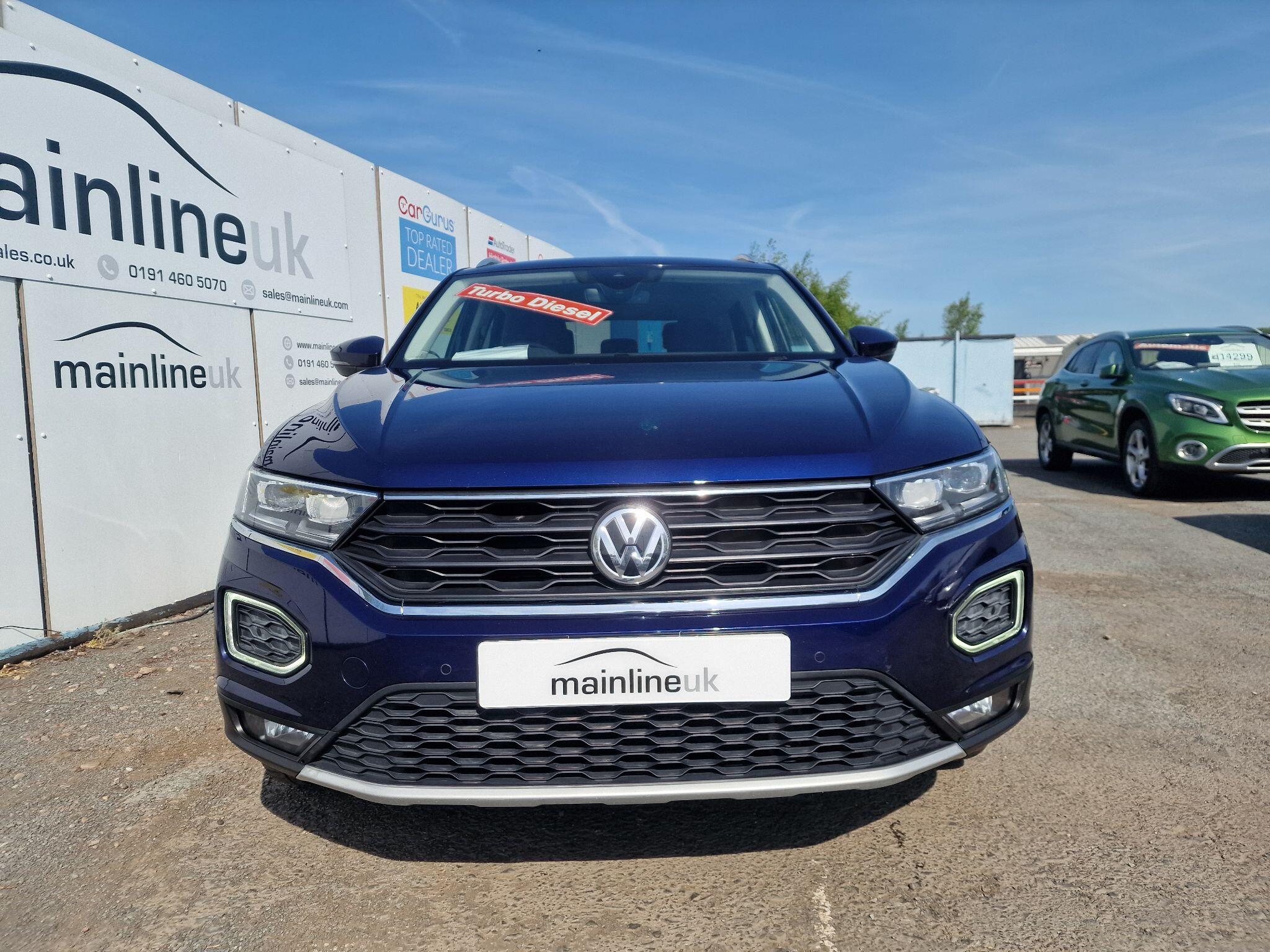 Volkswagen T-Roc view 15