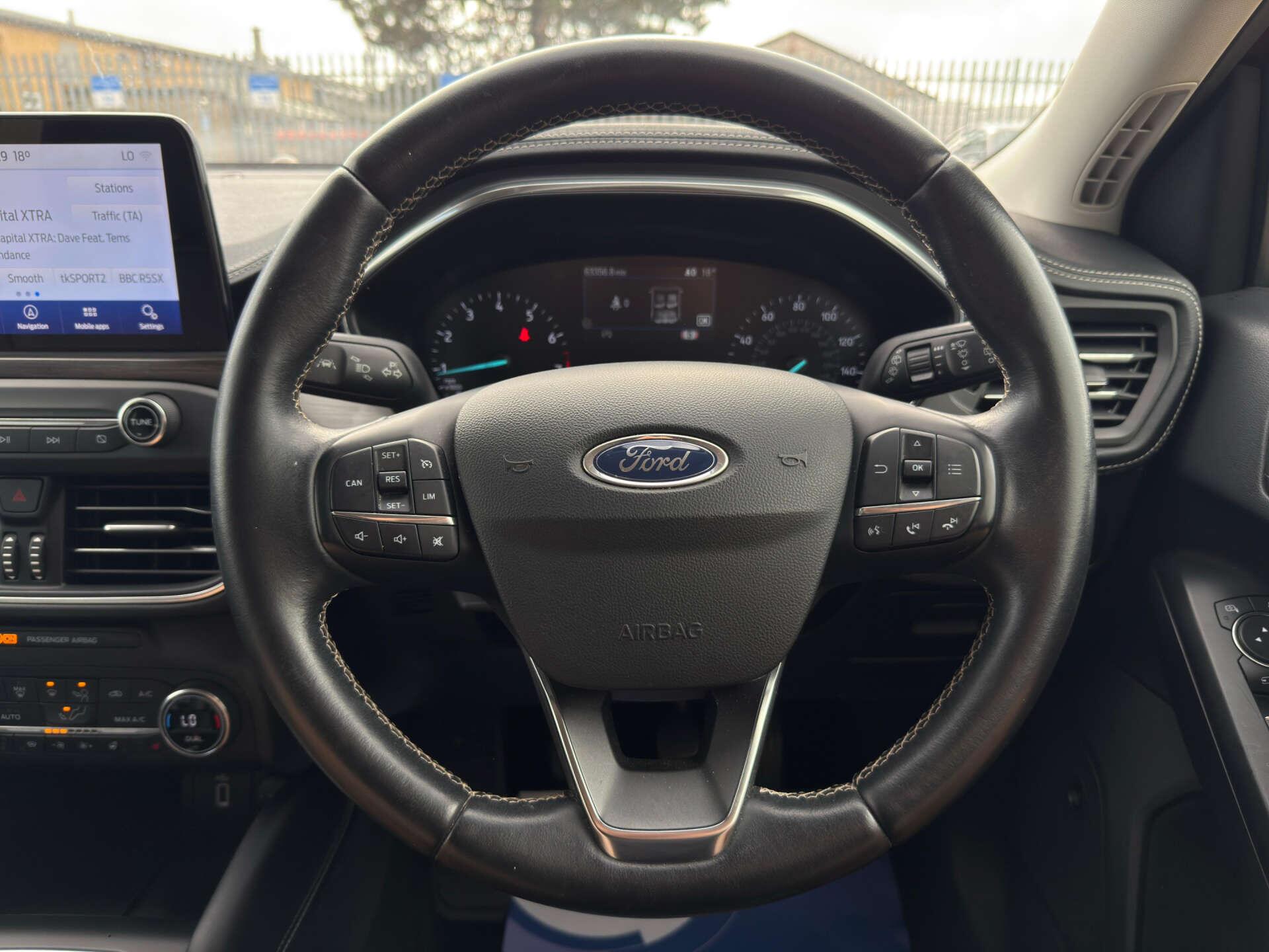 Ford Focus view 55