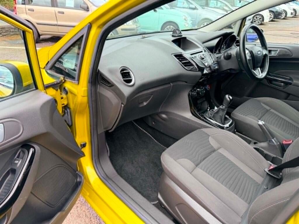 Ford Fiesta view 16
