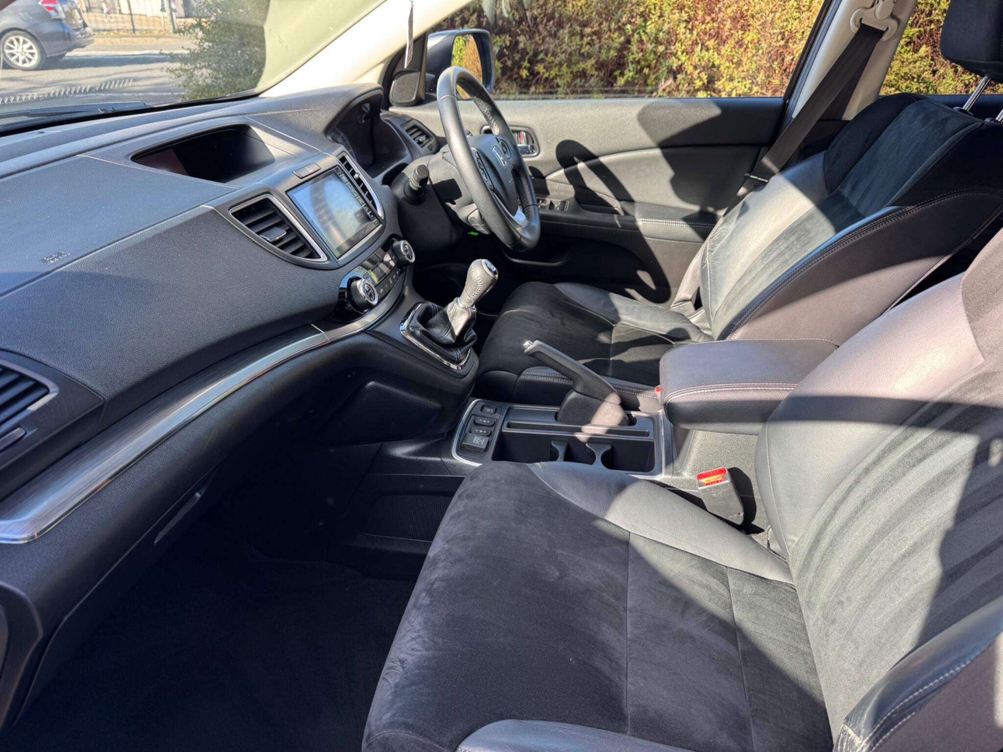 Honda CR-V view 11