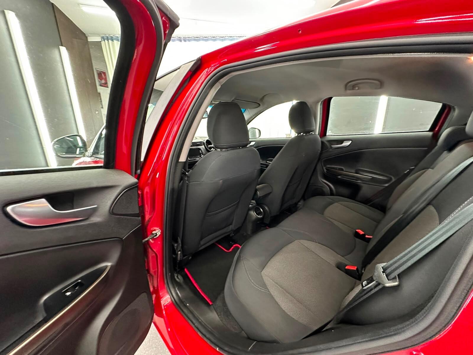 Alfa Romeo Giulietta view 33