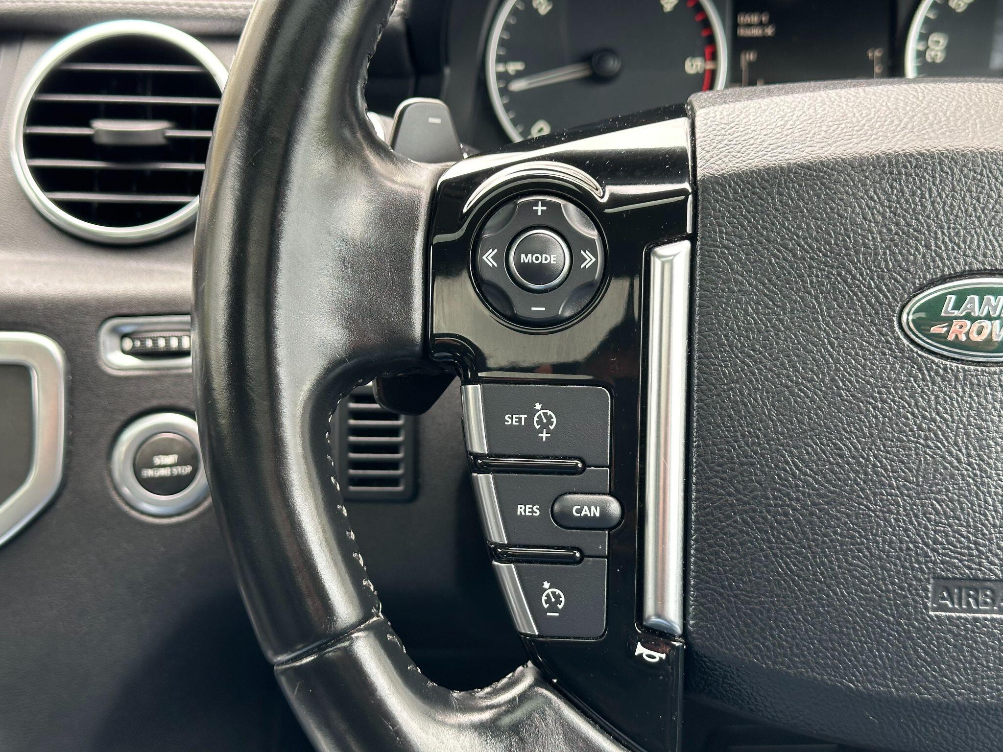Land Rover Discovery view 17