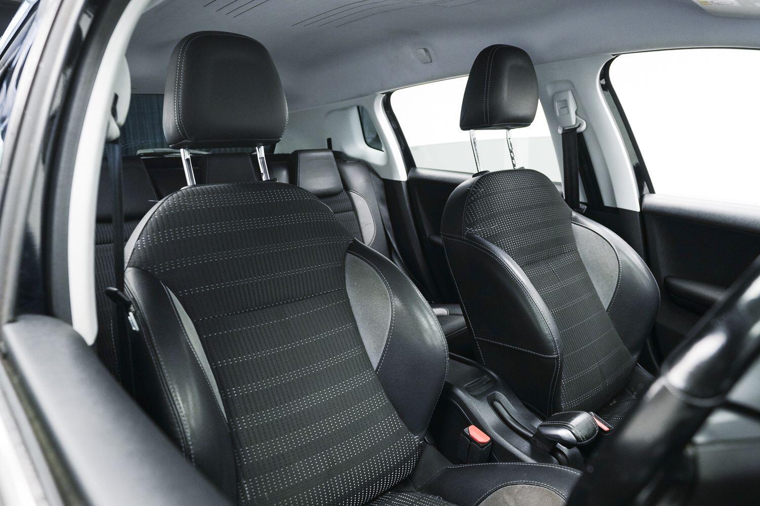 Peugeot 2008 view 12