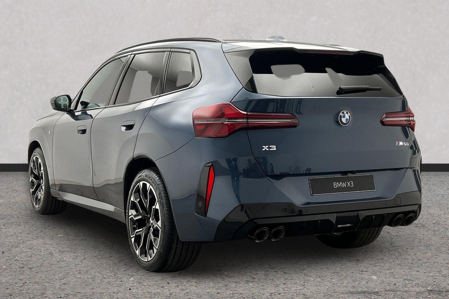 BMW X3 view 2
