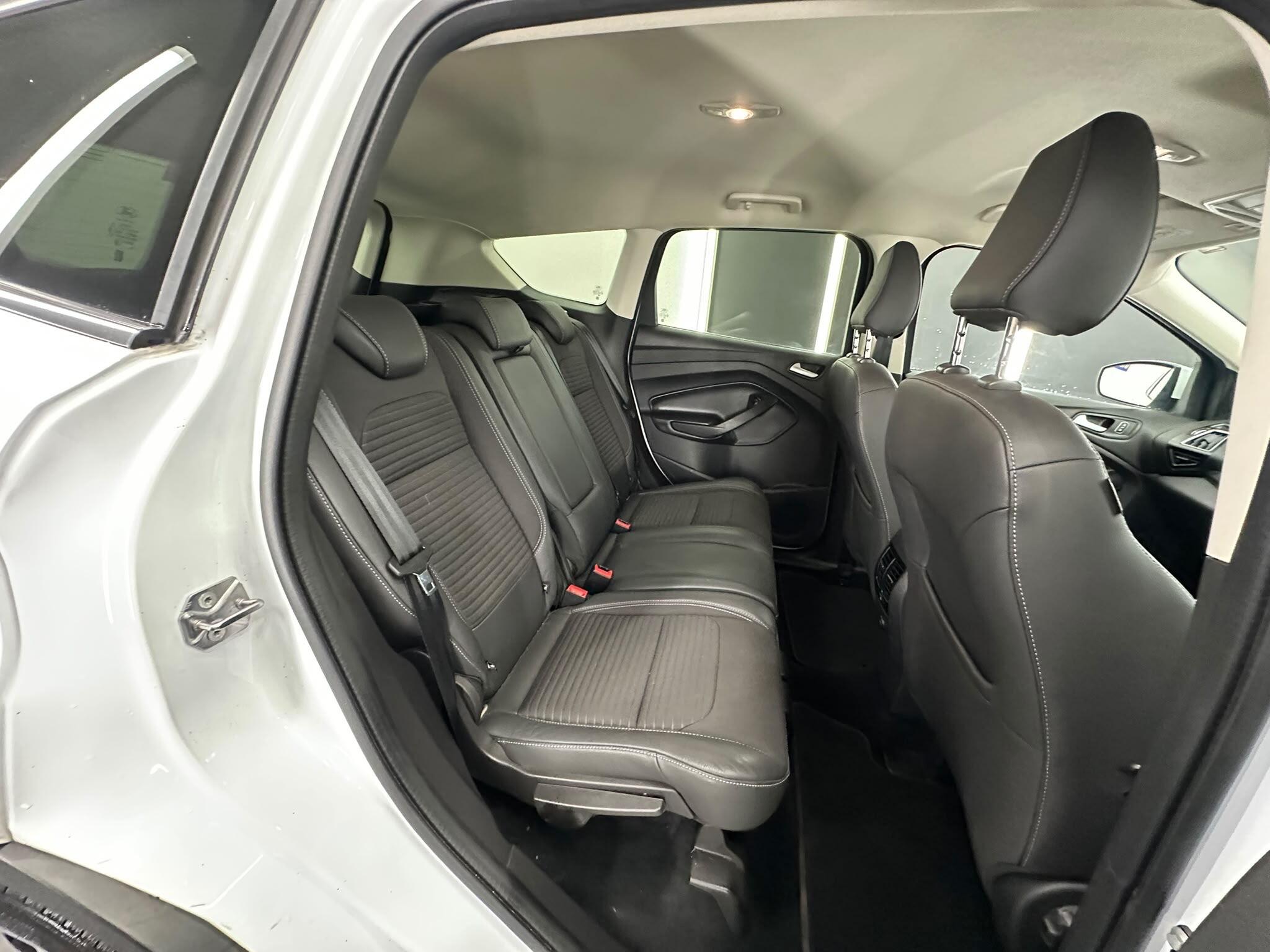 Ford Kuga view 24