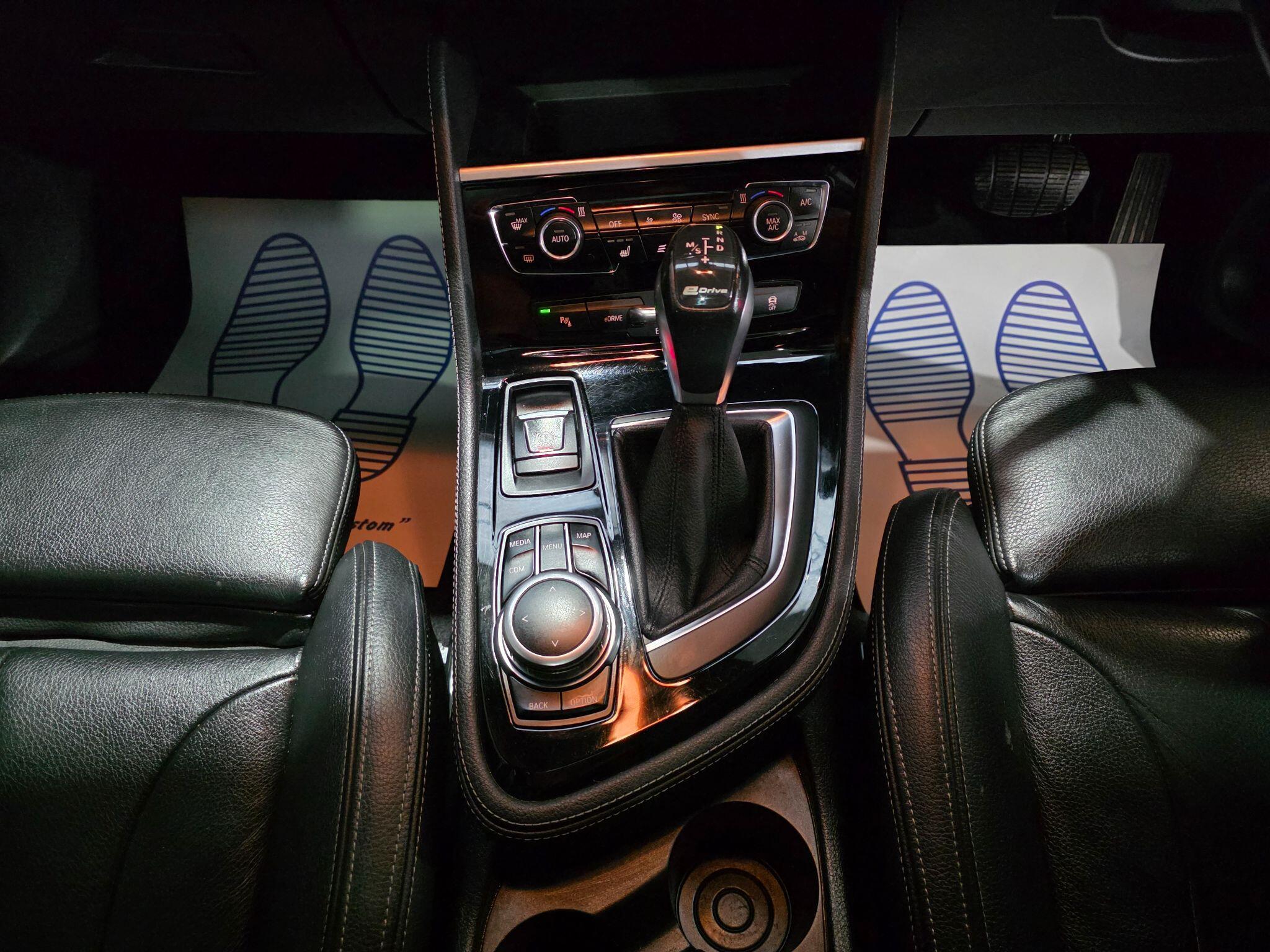 BMW 2 Series view 11