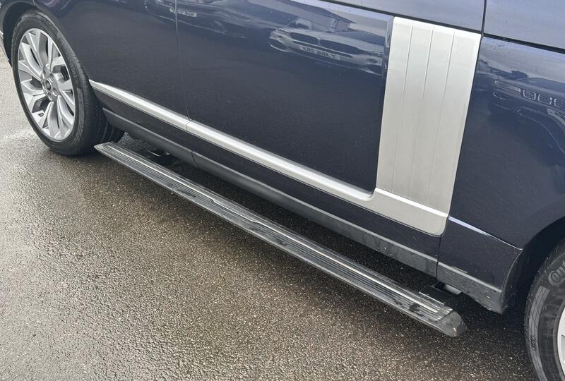 2018 Land Rover Range Rover image 22