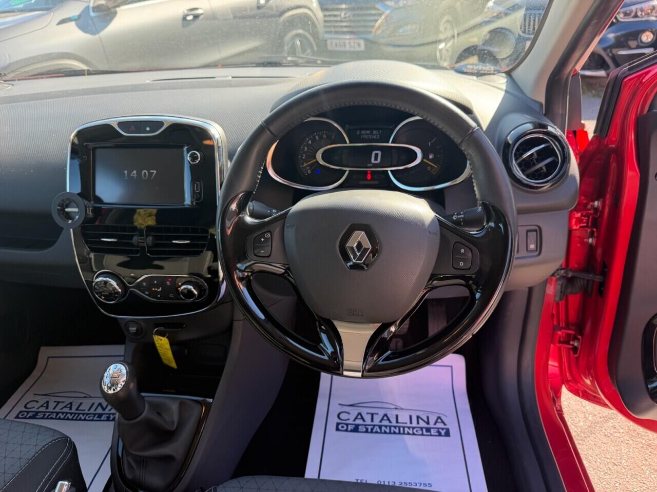 Renault Clio view 4