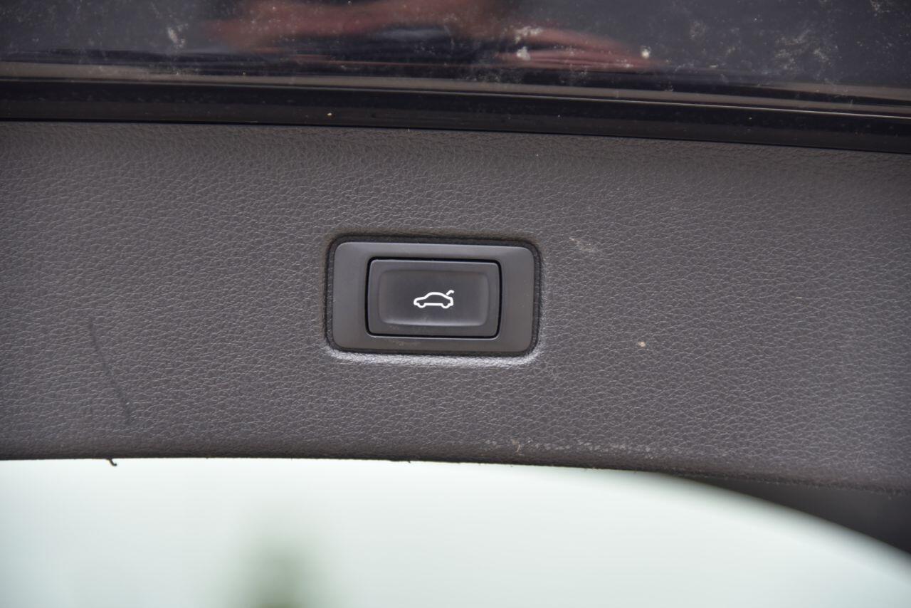 Audi Q7 view 60