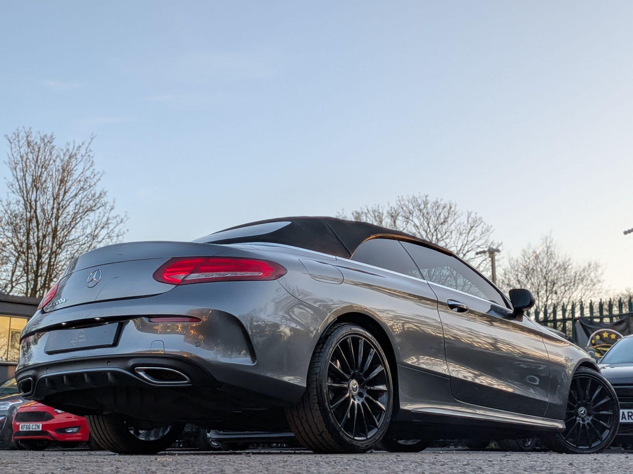 Mercedes-Benz C Class view 14