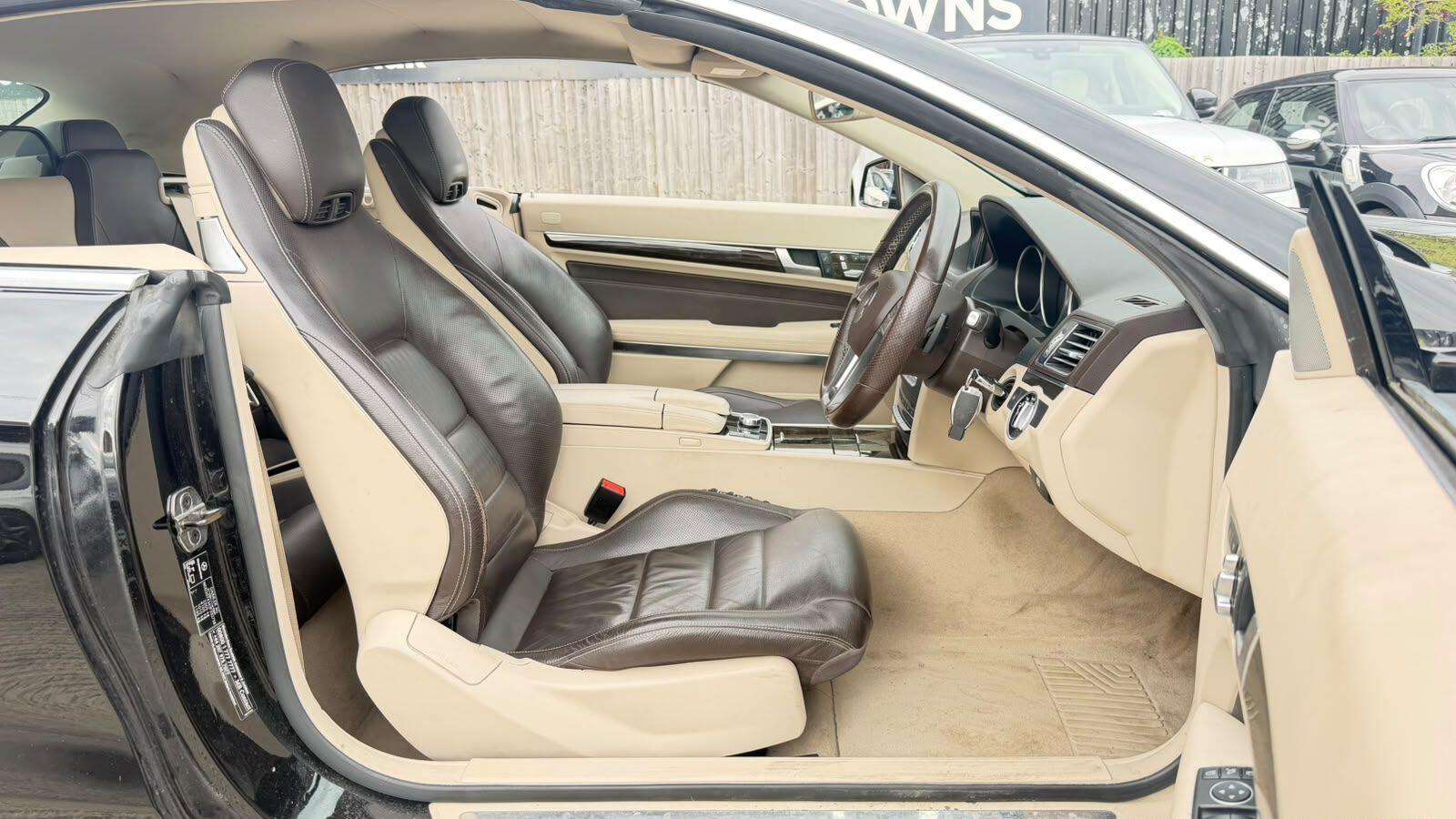 Mercedes-Benz E-Class view 8
