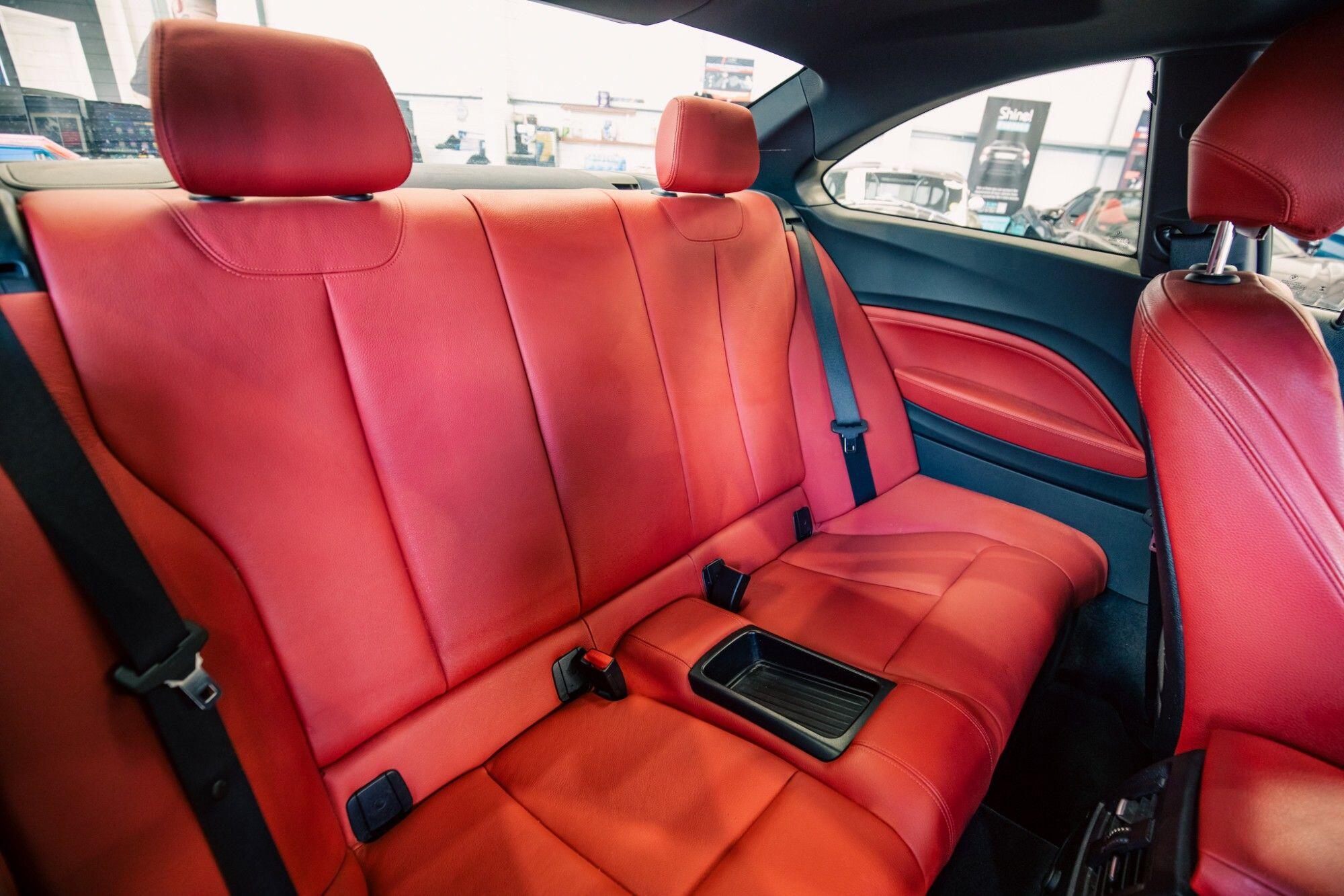 BMW 2 Series view 8