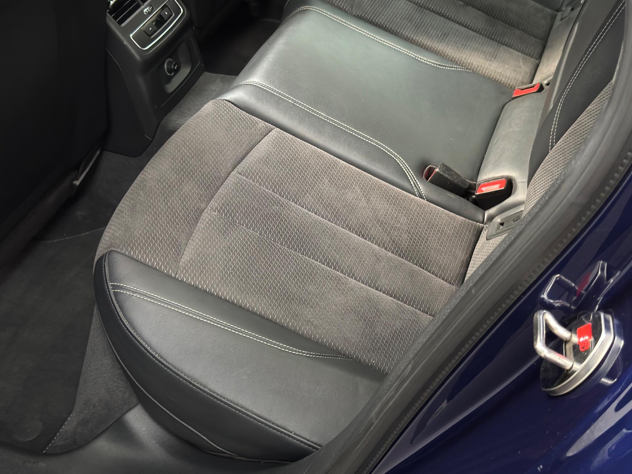 Audi A4 view 58