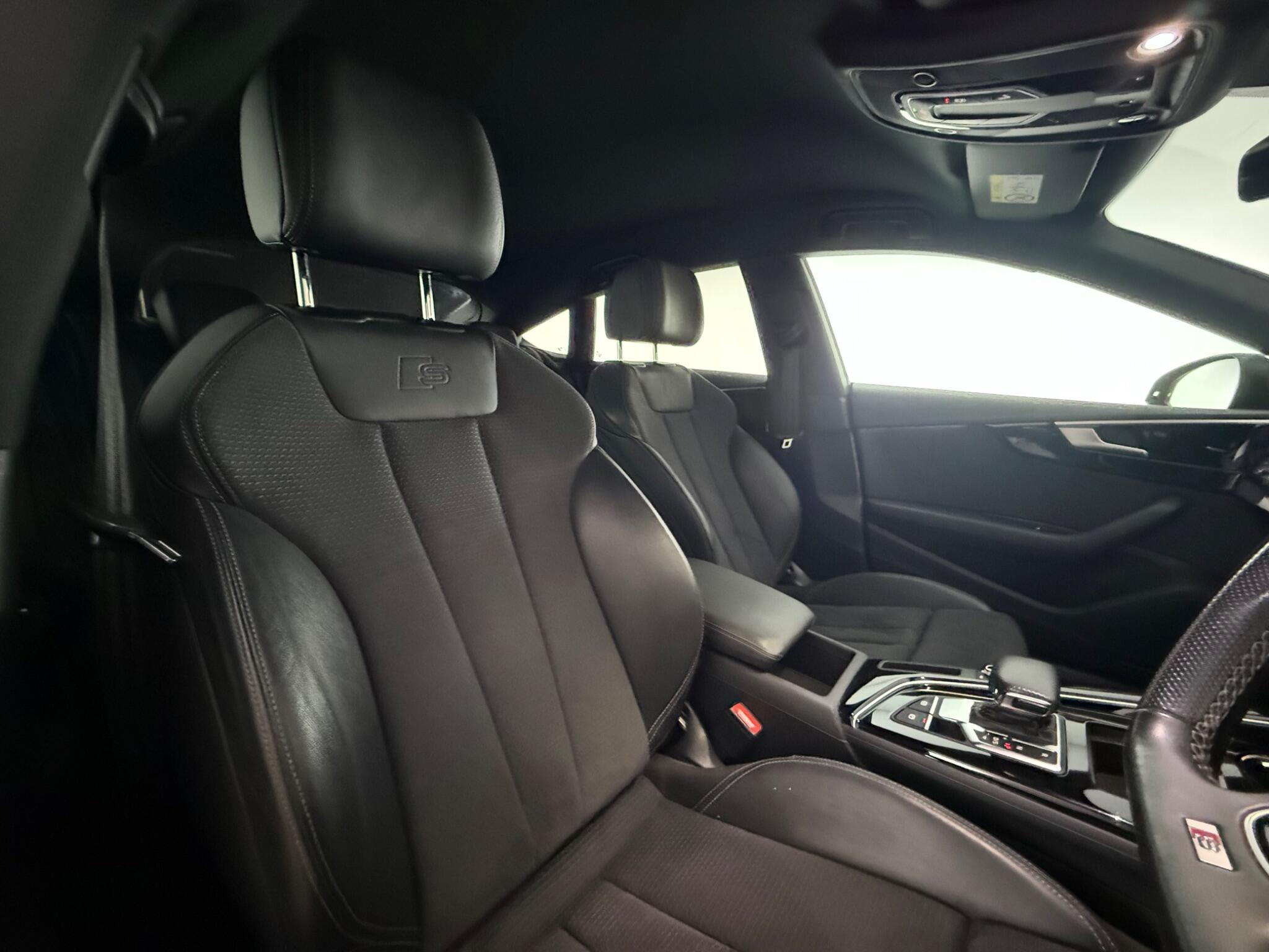 Audi A5 view 31