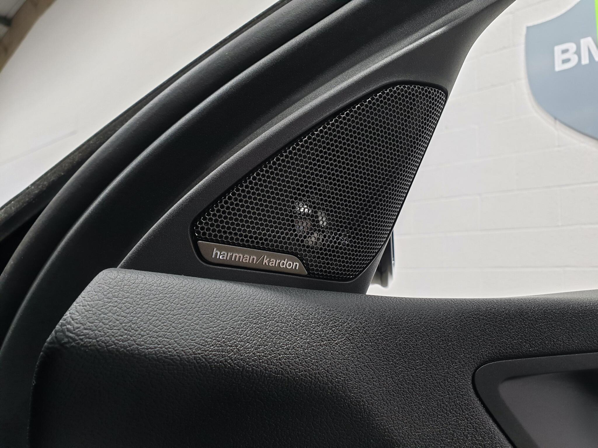 BMW 1 Series view 60