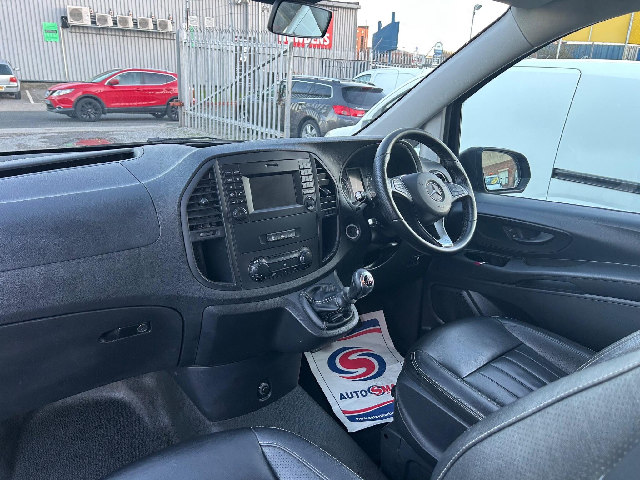 2019 Mercedes-Benz Vito 2.1 114 CDI Progressive Crew Van RWD L2 Euro 6 (s/s) 5dr (LWB) • 121,000 miles image 13