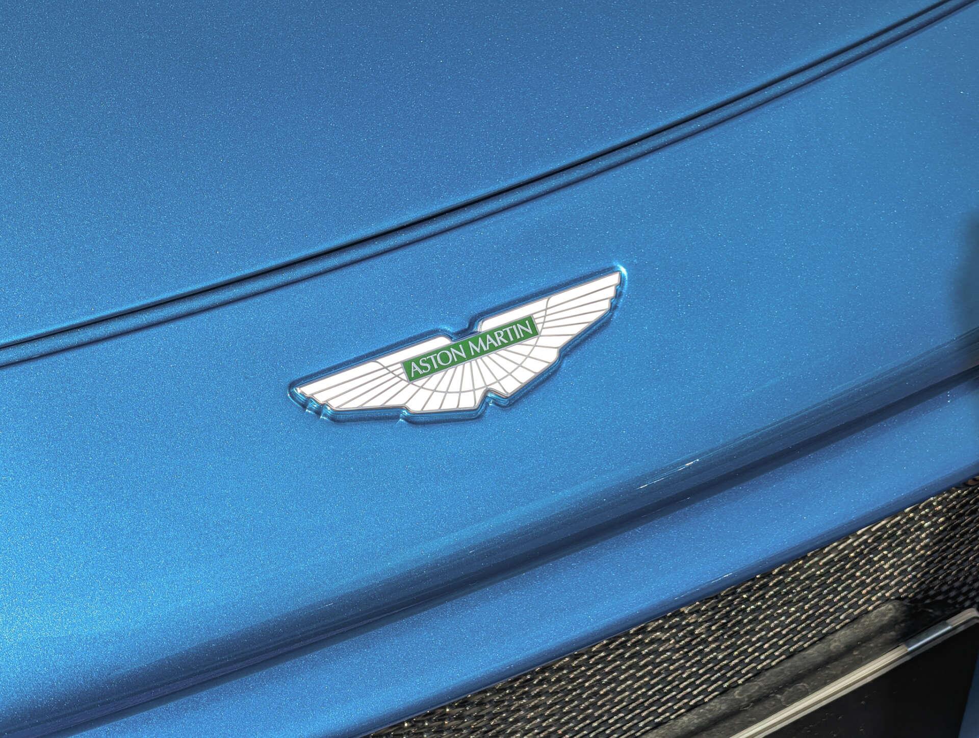 Aston Martin Vantage view 10