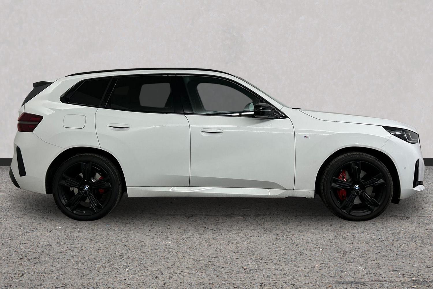 BMW X3 view 3