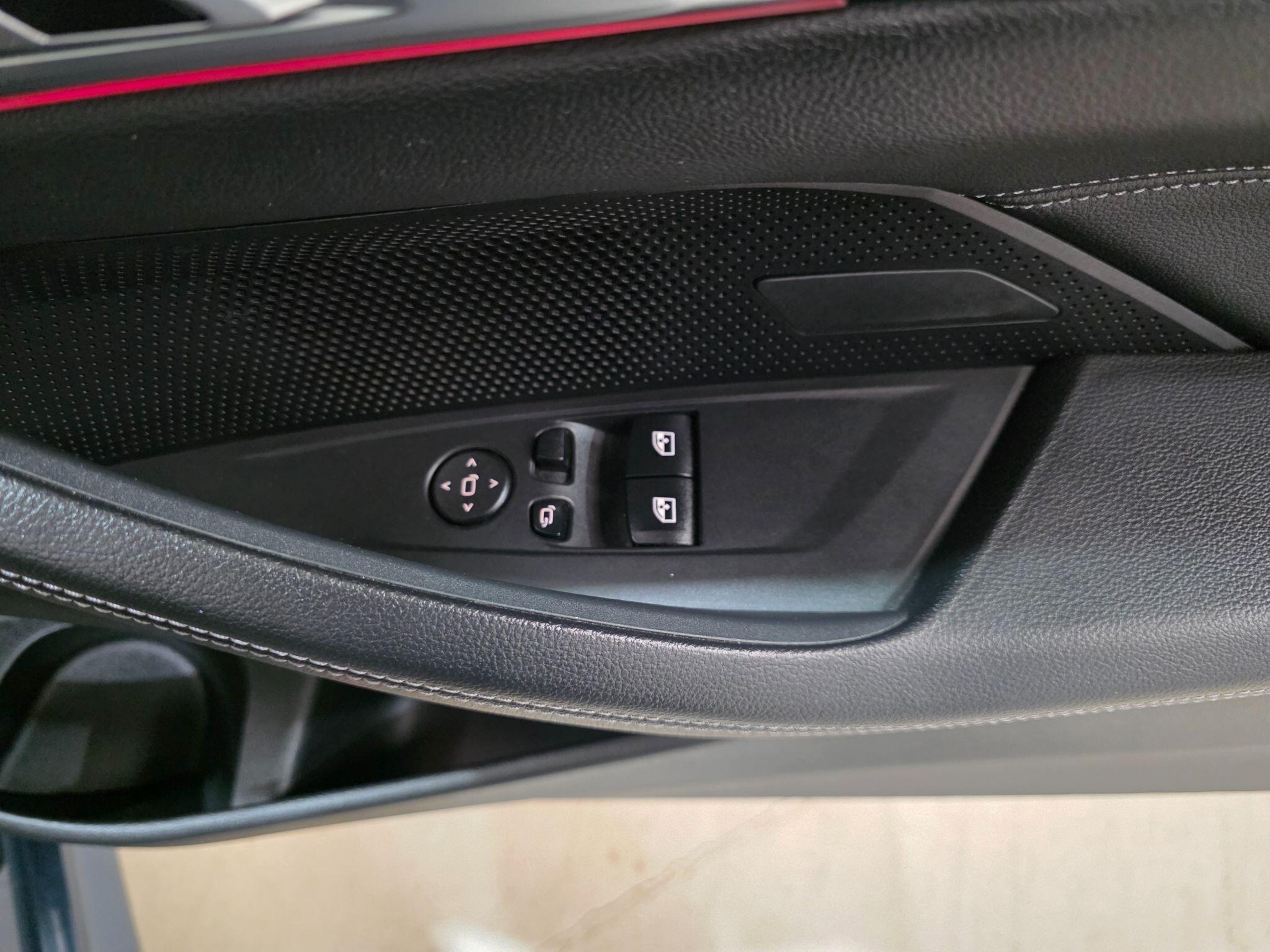 BMW 4 Series view 15