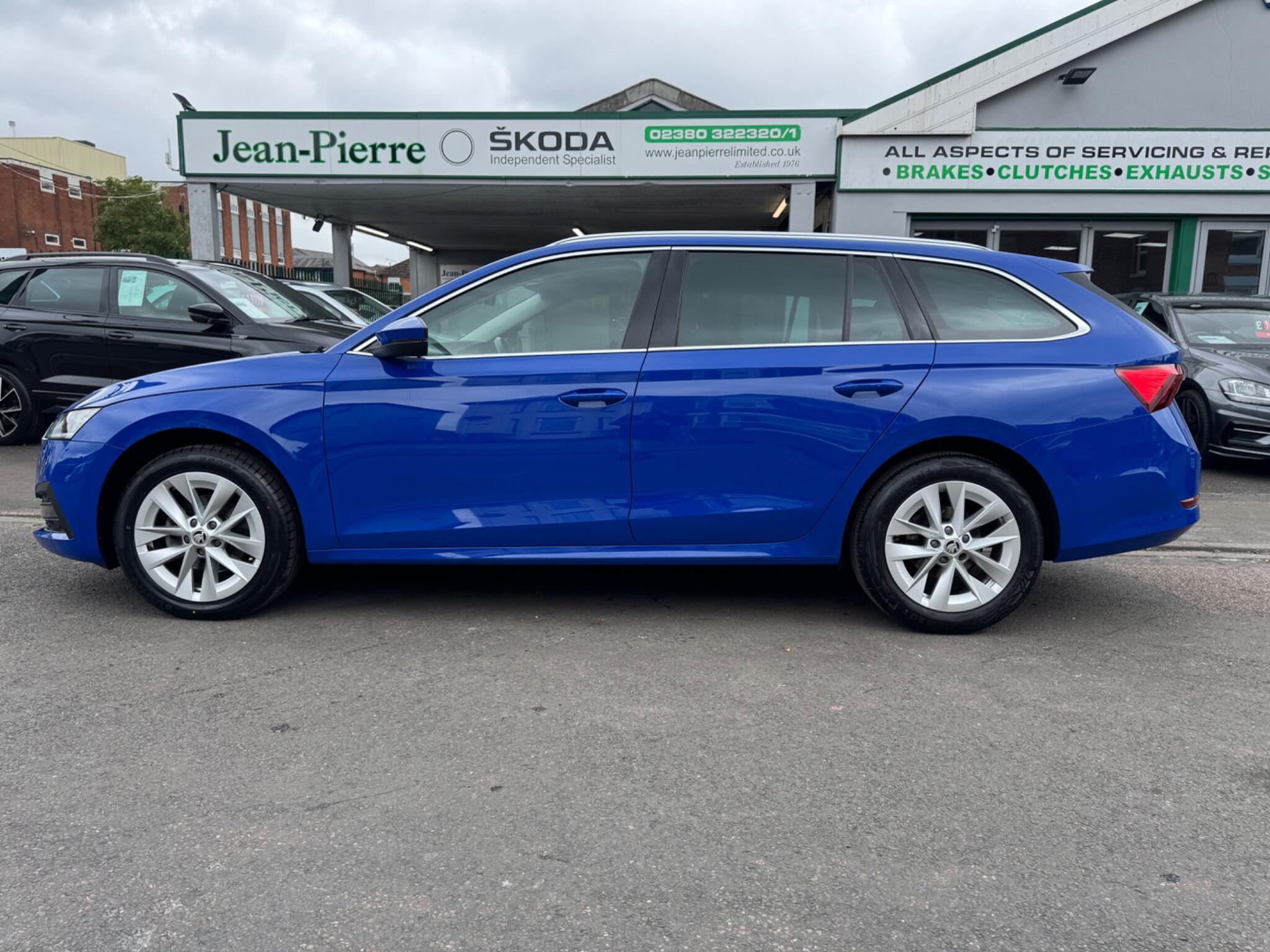 Skoda Octavia view 6