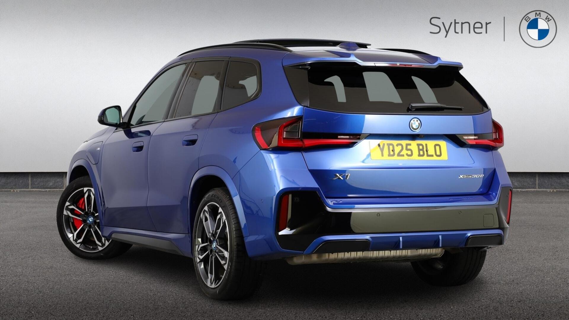 BMW X1 view 2