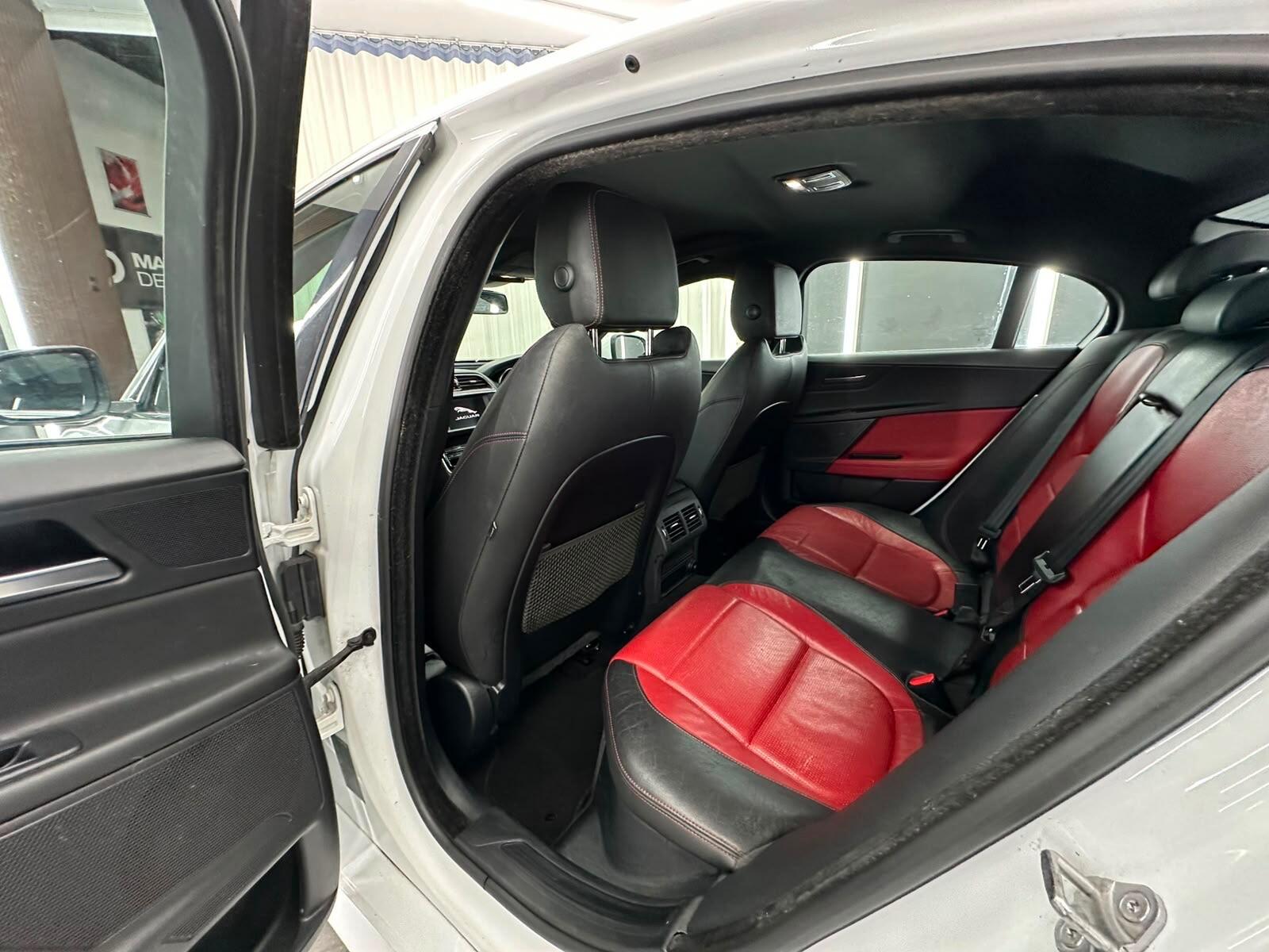 Jaguar XE view 27