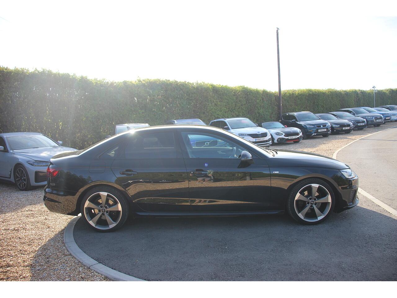 Audi A4 view 12