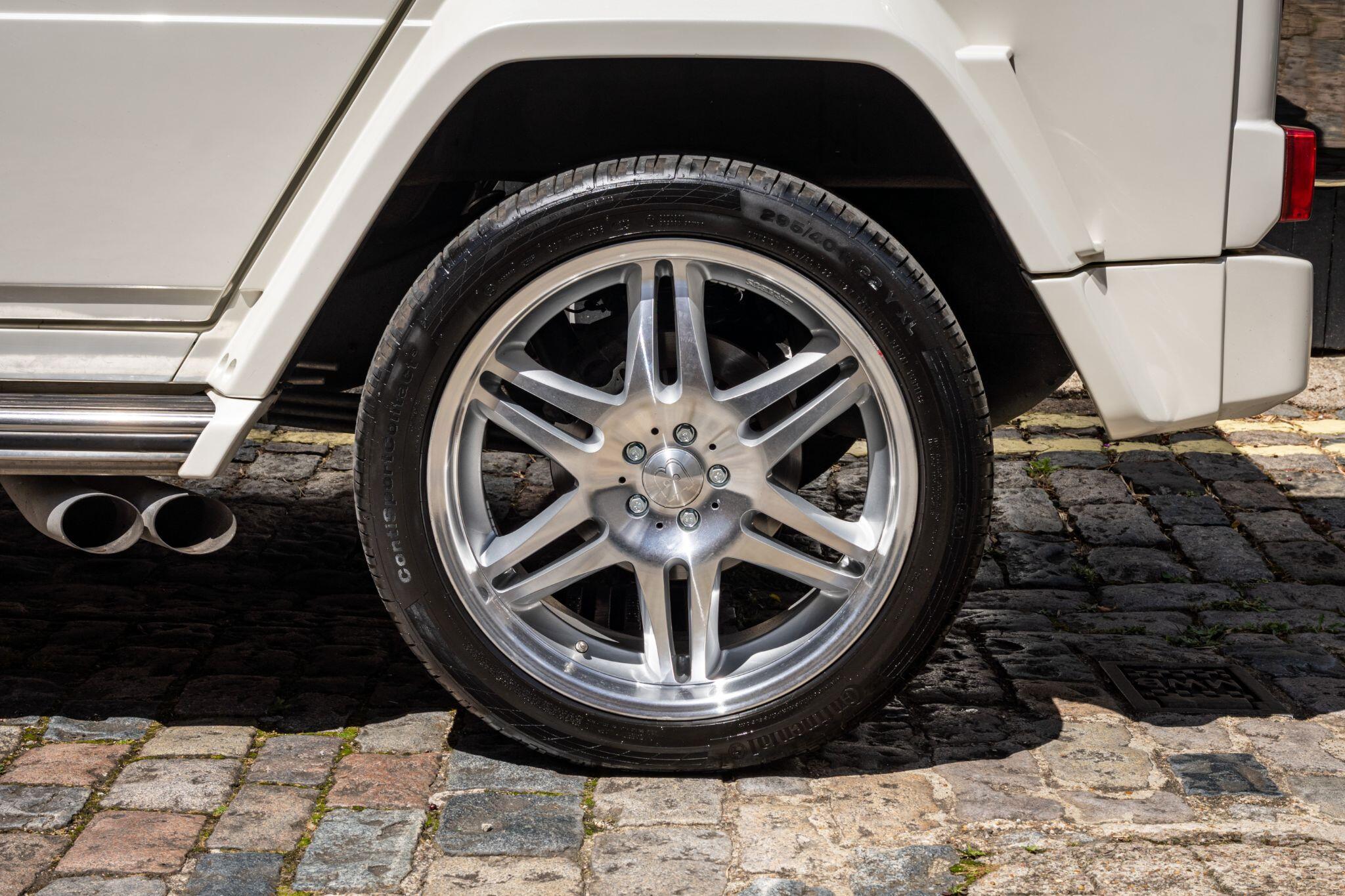 Mercedes-Benz G-Class view 39