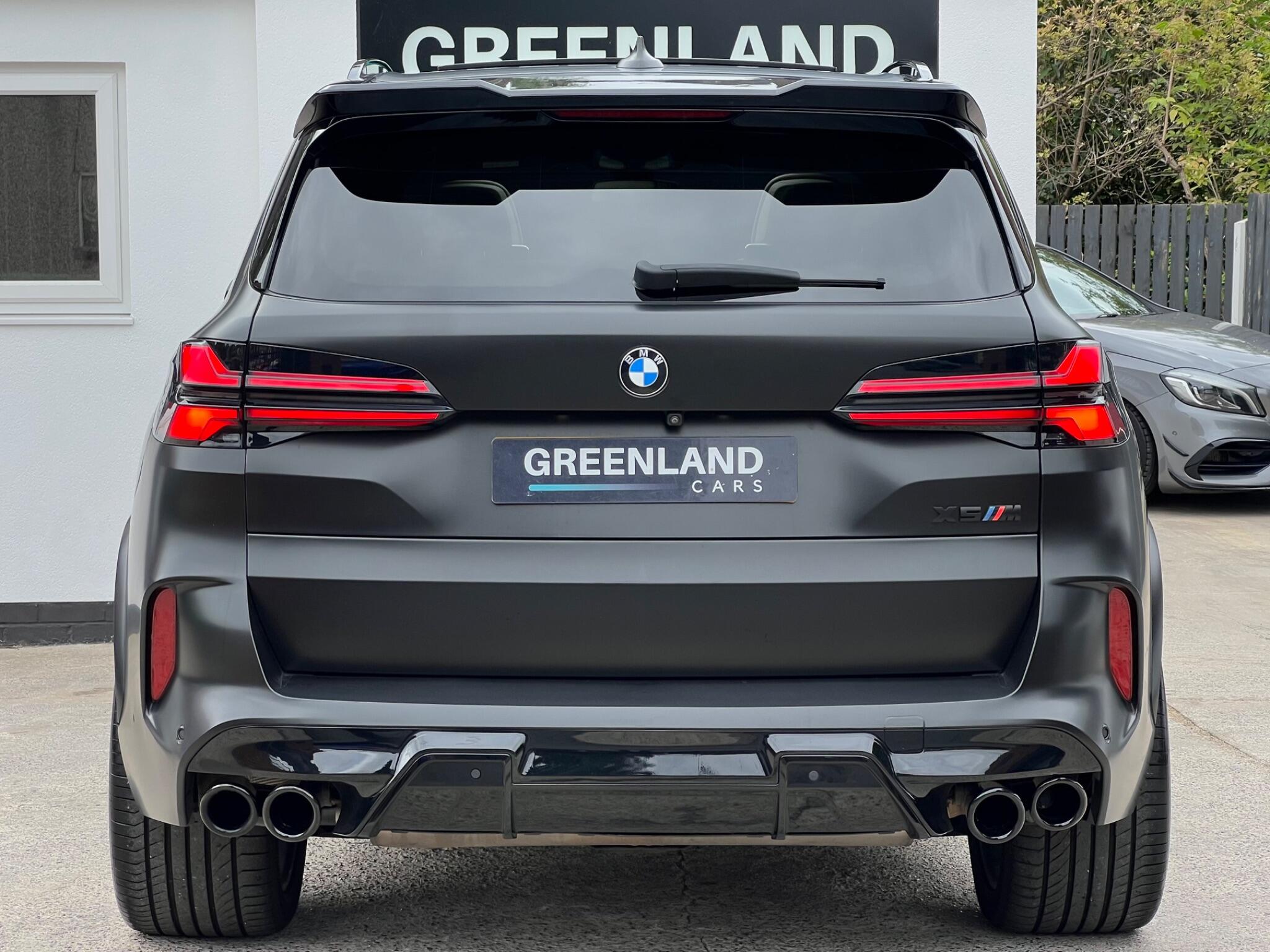 BMW X5 view 5