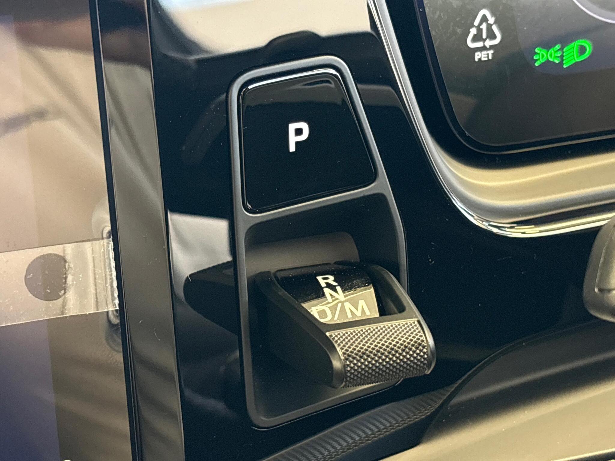 Porsche Cayenne view 12