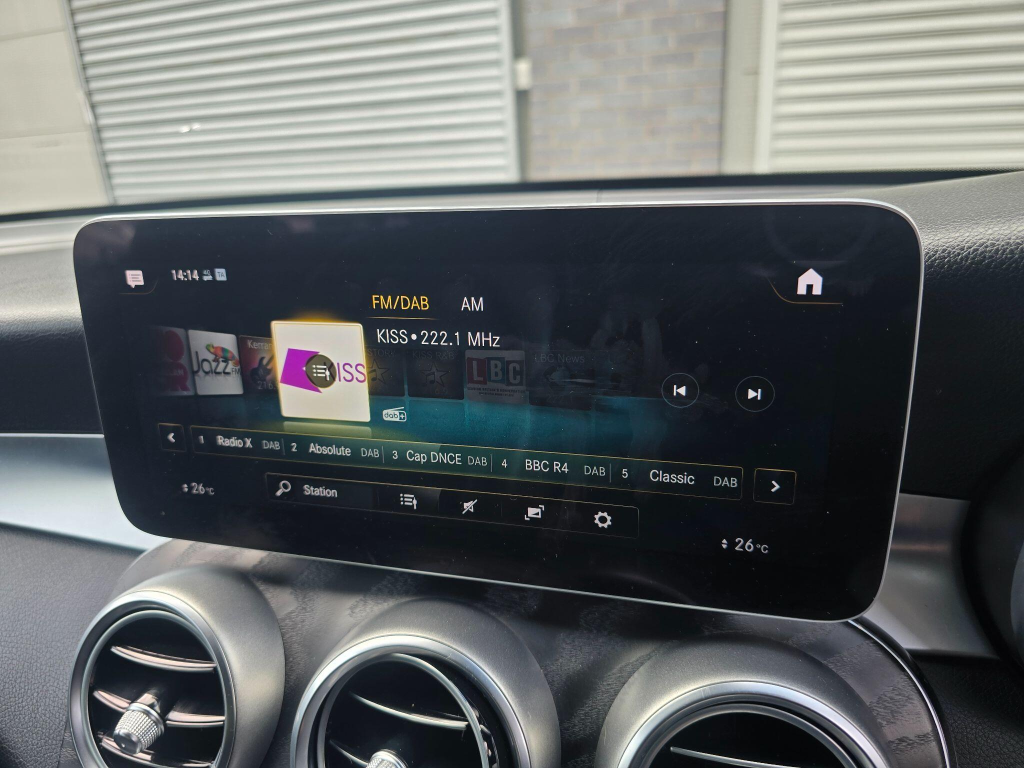 Mercedes-Benz GLC view 17