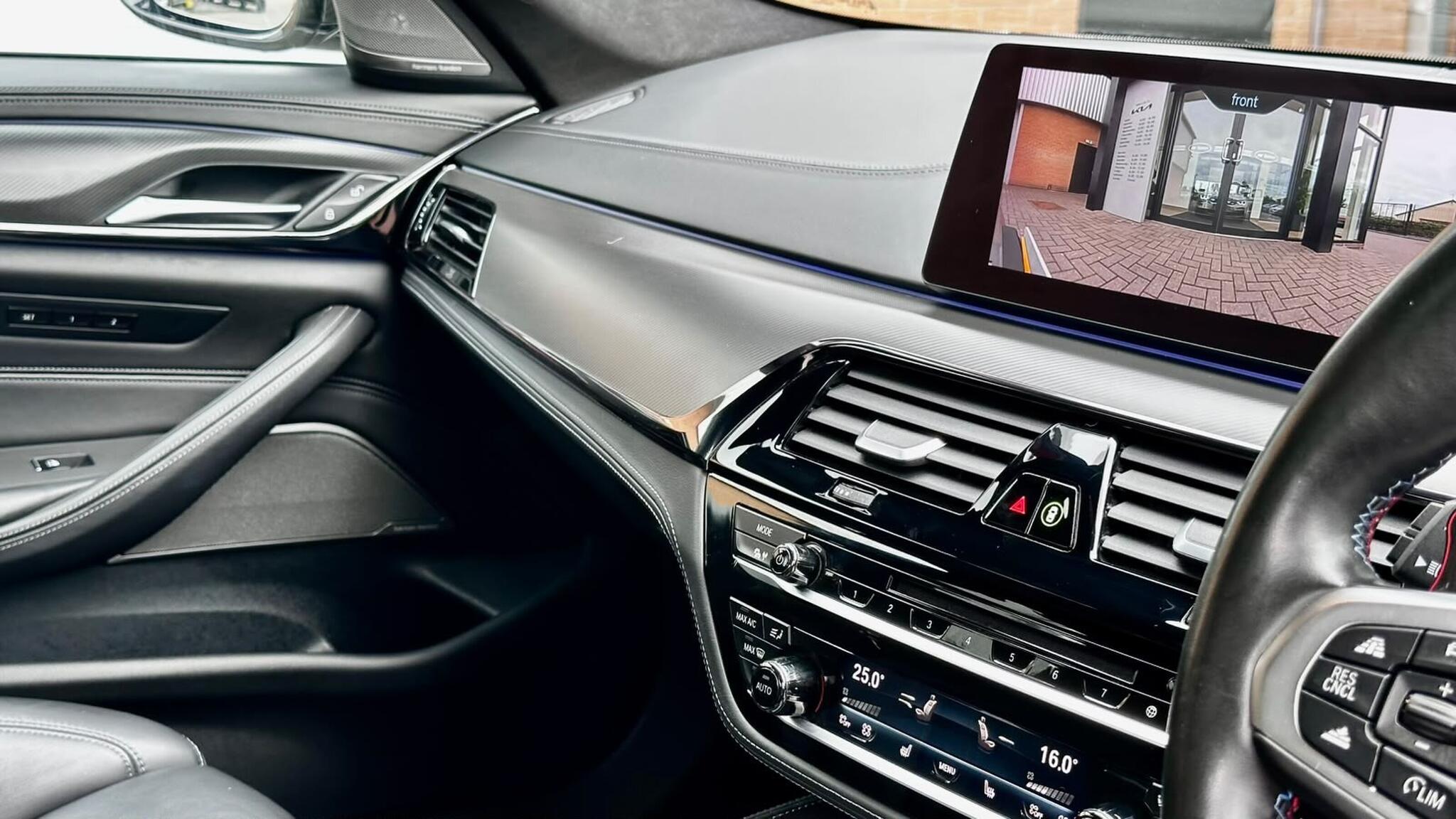 BMW M5 view 49
