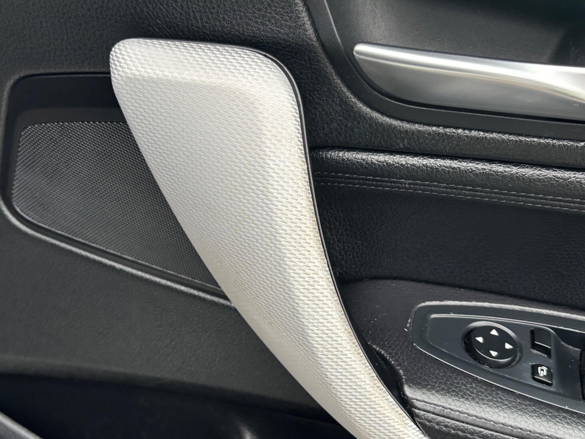 BMW 2 Series view 37