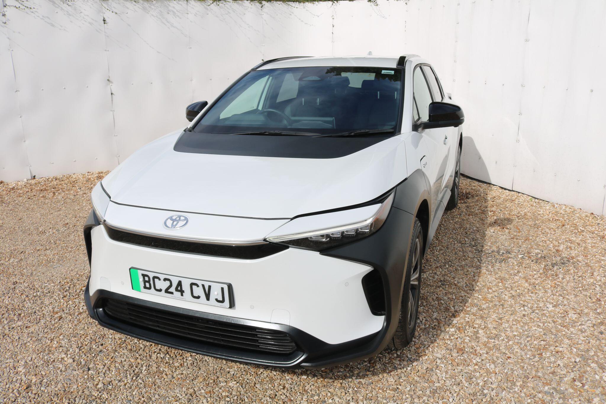 Toyota bZ4X view 9