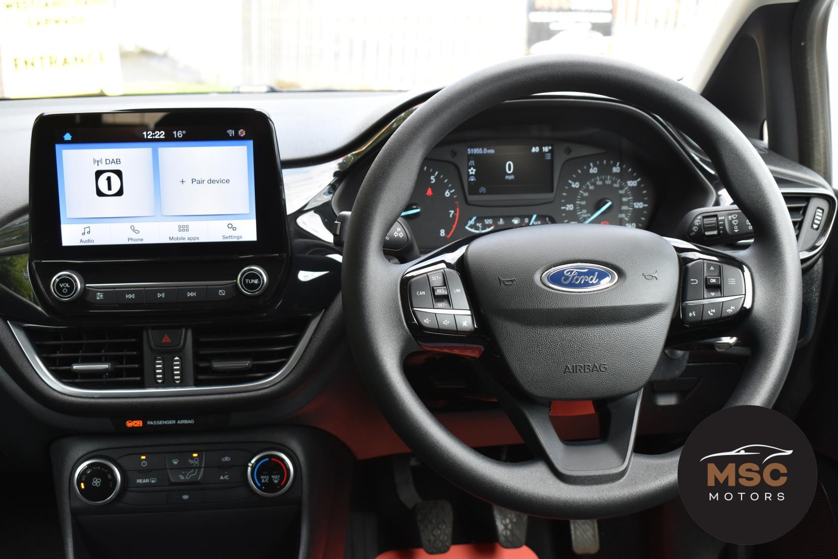 Ford Fiesta view 35