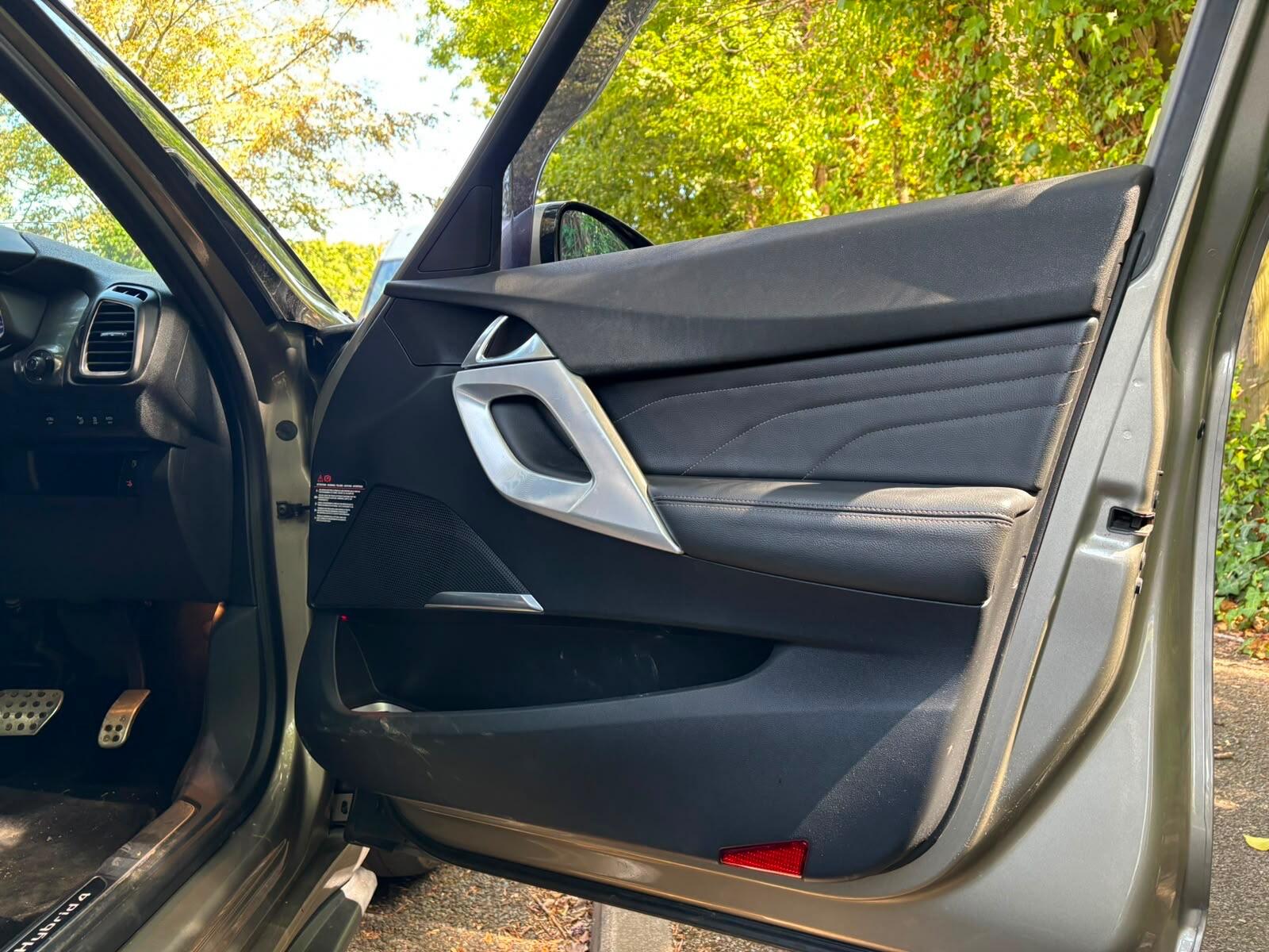 Citroen DS5 view 10